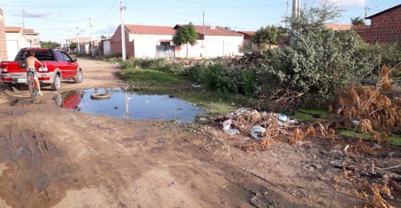 Resultado de imagem para ruas cheia de água de petrolina