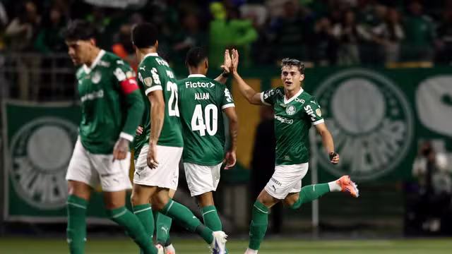 2025-10-31t005754z-1187046901-up1elav02ohs2-rtrmadp-3-soccer-libertadores-pal-ldu